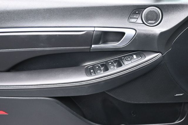 2022 Hyundai Sonata Limited 1.6T - 23012789 - 11