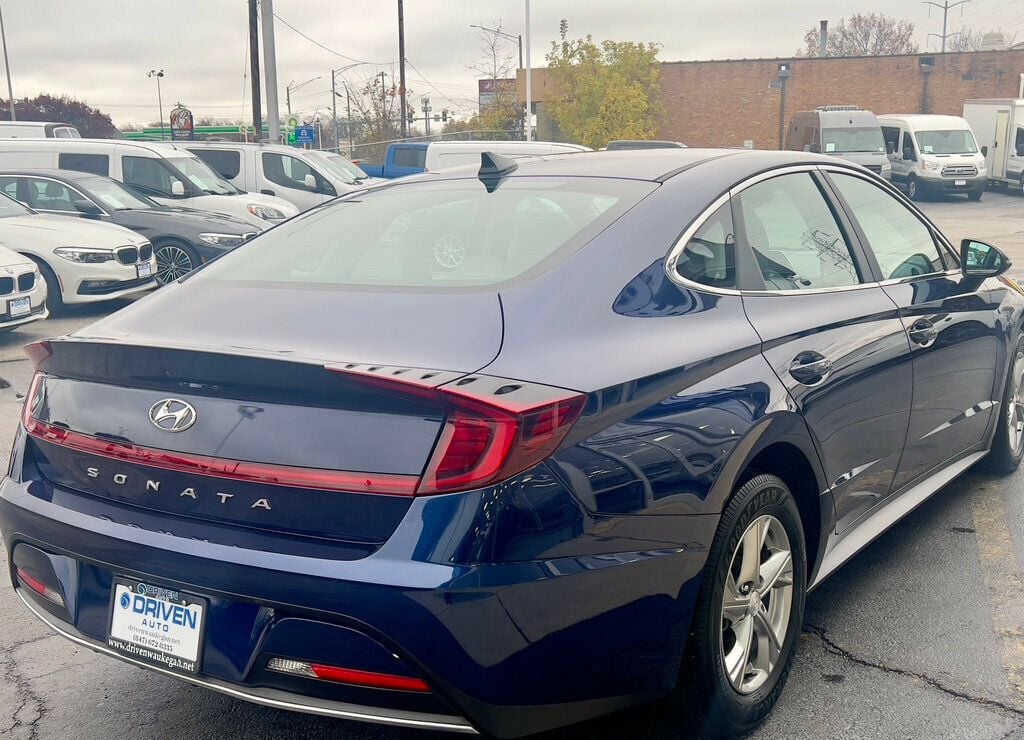 2022 Hyundai Sonata SE - 22668655 - 4