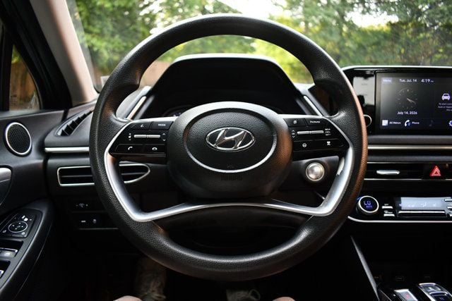 2022 Hyundai Sonata SEL 2.5L - 23041471 - 17