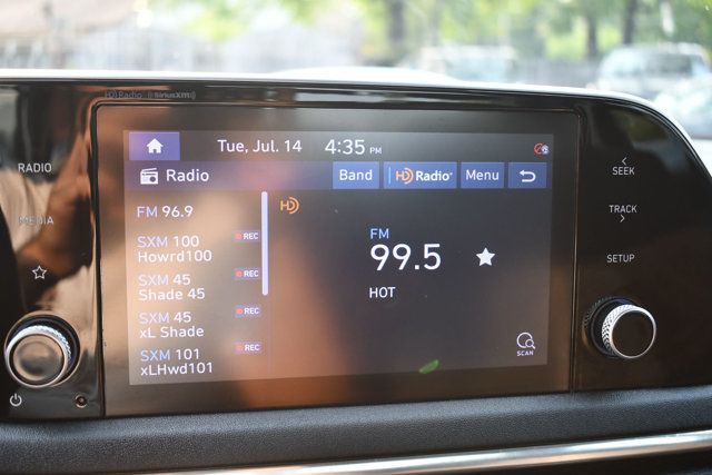 2022 Hyundai Sonata SEL 2.5L - 23041471 - 38