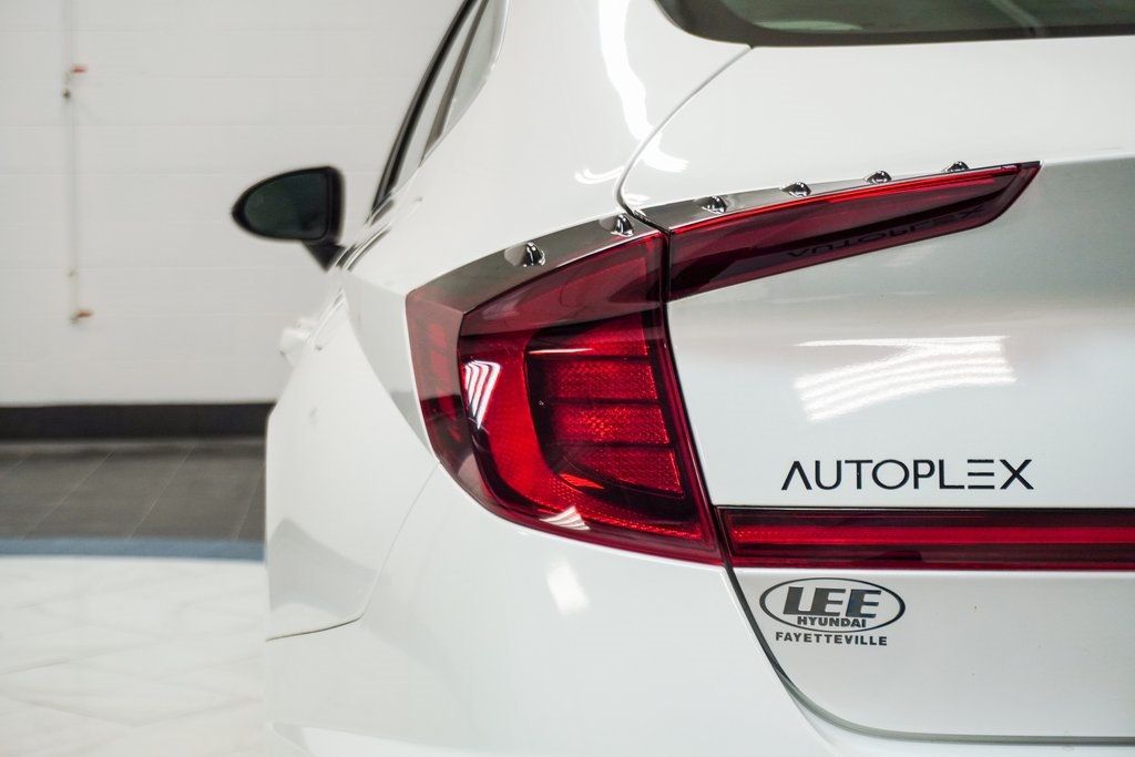 2022 Hyundai Sonata SEL photo 13