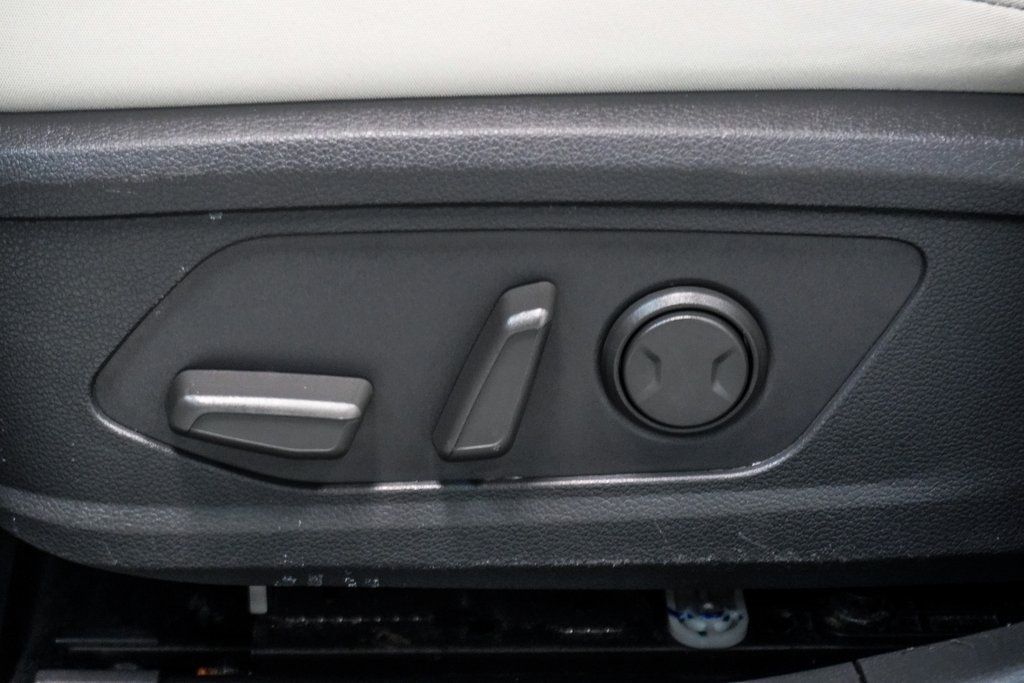 2022 Hyundai Sonata SEL photo 18