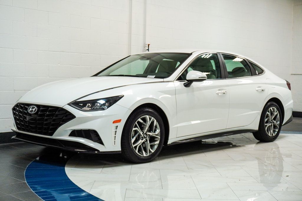 2022 Hyundai Sonata SEL photo 3