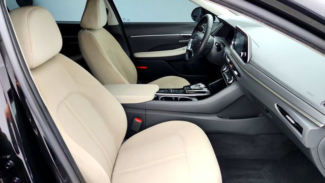 2022 Hyundai Sonata SEL 2.5L w/ Convenience Pkg, Panoramic Sunroof & Digital Cluster - 23089187 - 23