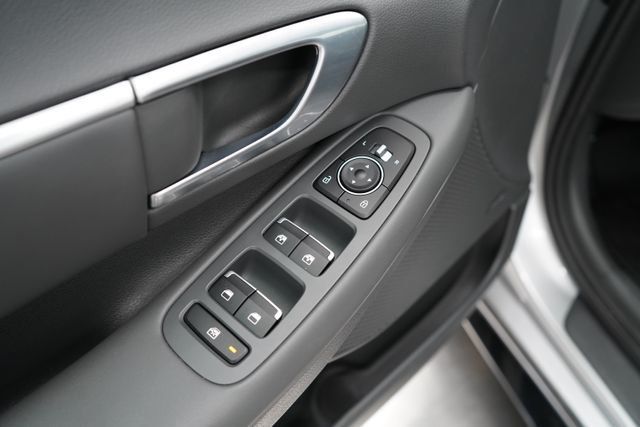 2022 Hyundai Sonata SEL Plus - 23097830 - 9