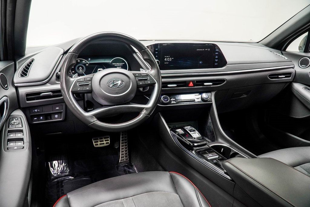 2022 Hyundai Sonata SEL Plus photo 4