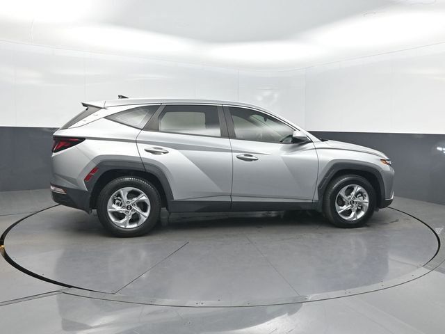 2022 Hyundai Tucson SE FWD - 22992765 - 32