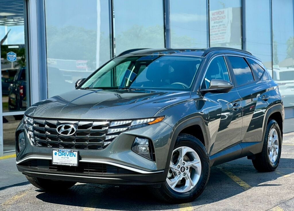 2022 Hyundai Tucson SEL photo 2
