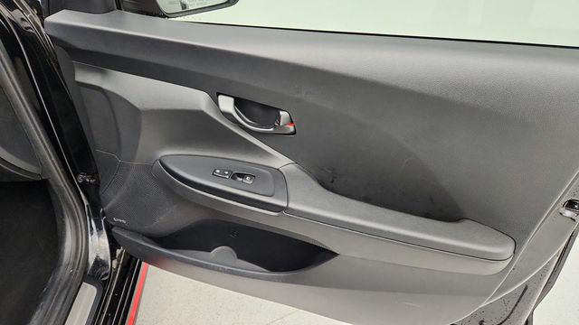 2022 Hyundai Veloster N DCT - 22949801 - 24