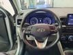 2022 Hyundai Venue SEL IVT - 22963386 - 7