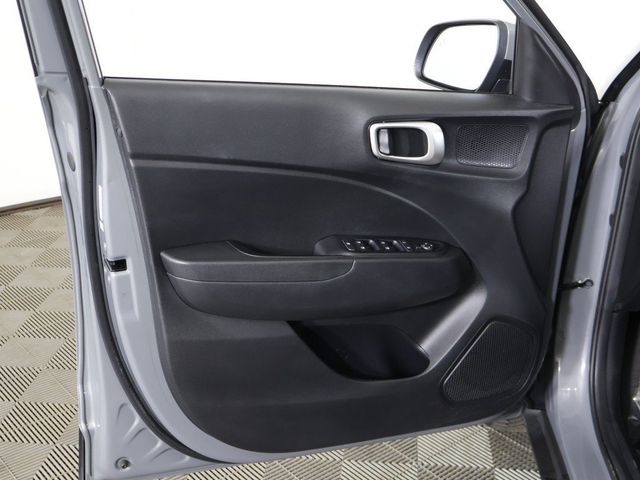2022 Hyundai Venue SEL IVT - 23087947 - 21