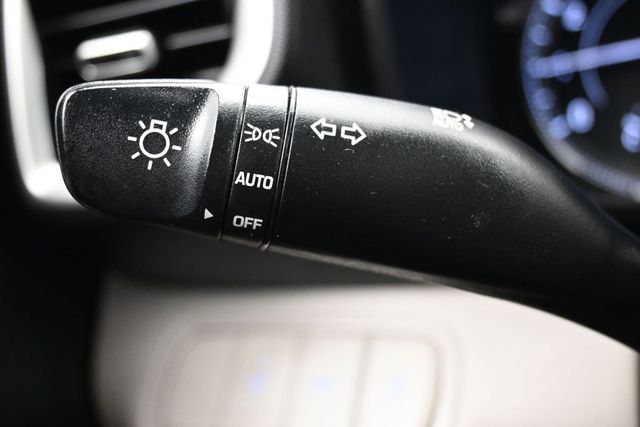 2022 Hyundai Venue SEL IVT - 23048621 - 22
