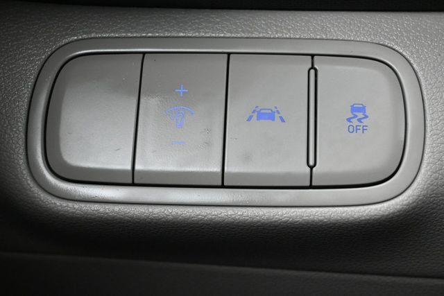 2022 Hyundai Venue SEL IVT - 23048621 - 24