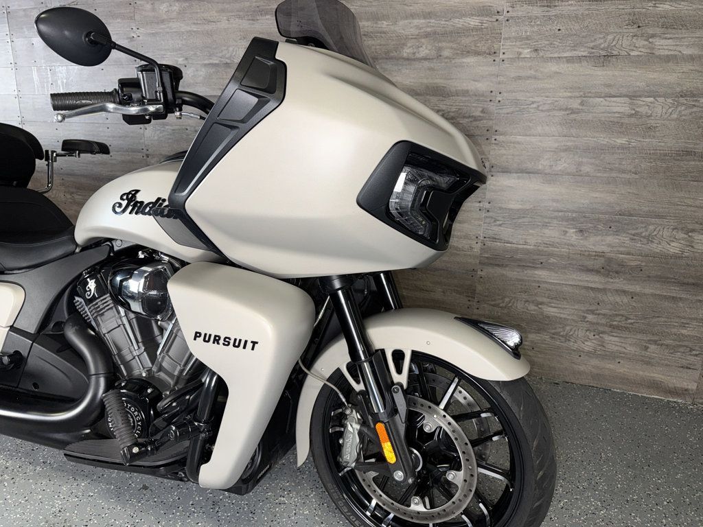 2022 Indian Pursuit Dark Horse LOW MILES! - 23092009 - 4