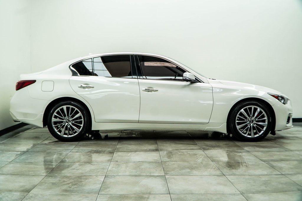 2022 Infiniti Q50 LUXE AWD photo 11