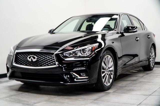 2022 Infiniti Q50 LUXE photo 4