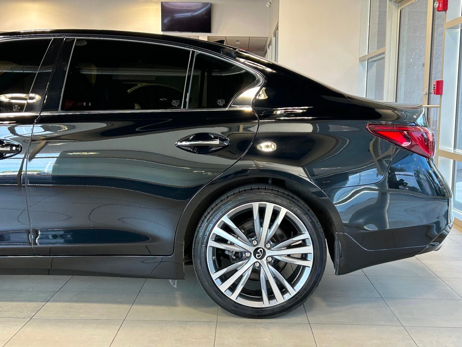 2022 Infiniti Q50 Sensory AWD photo 9
