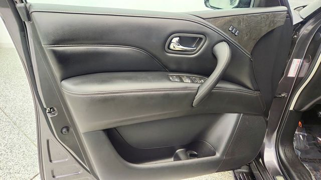 2022 INFINITI QX80 LUXE AWD w/ Leather Seating, Navigation & Bose Audio - 22992783 - 10