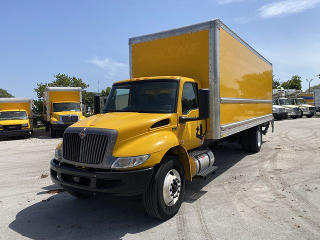 2022 International MV607 w/ 26ft Dry Freight Moving Box Truck w/ Liftgate - 23067066 - 2