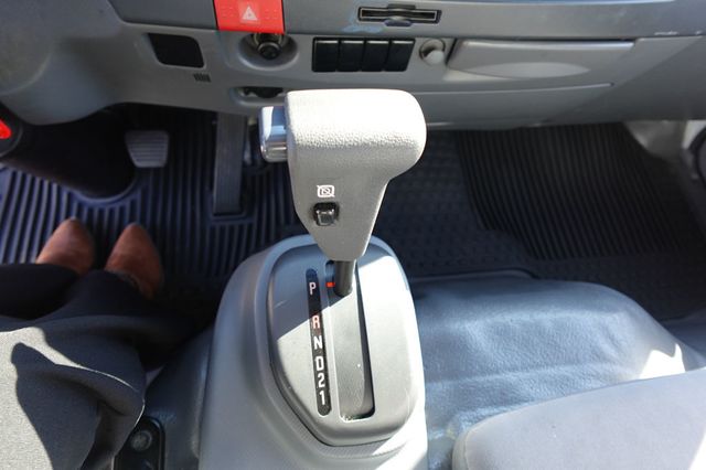 2022 Isuzu NPR HD (16ft Box w/ Lift Gate) - 22938146 - 41