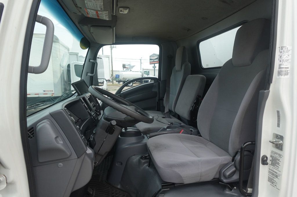2022 Isuzu NPR HD (18ft Box with Lift Gate) - 22935971 - 33