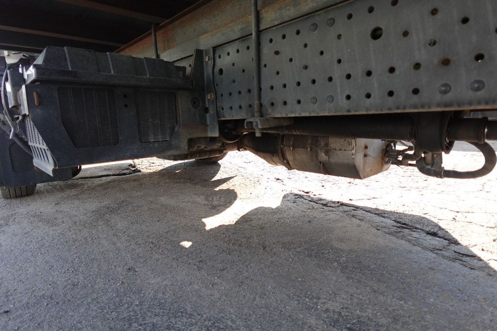 2022 Isuzu NPR HD (18ft Box w/ Lift Gate) - 22938146 - 24