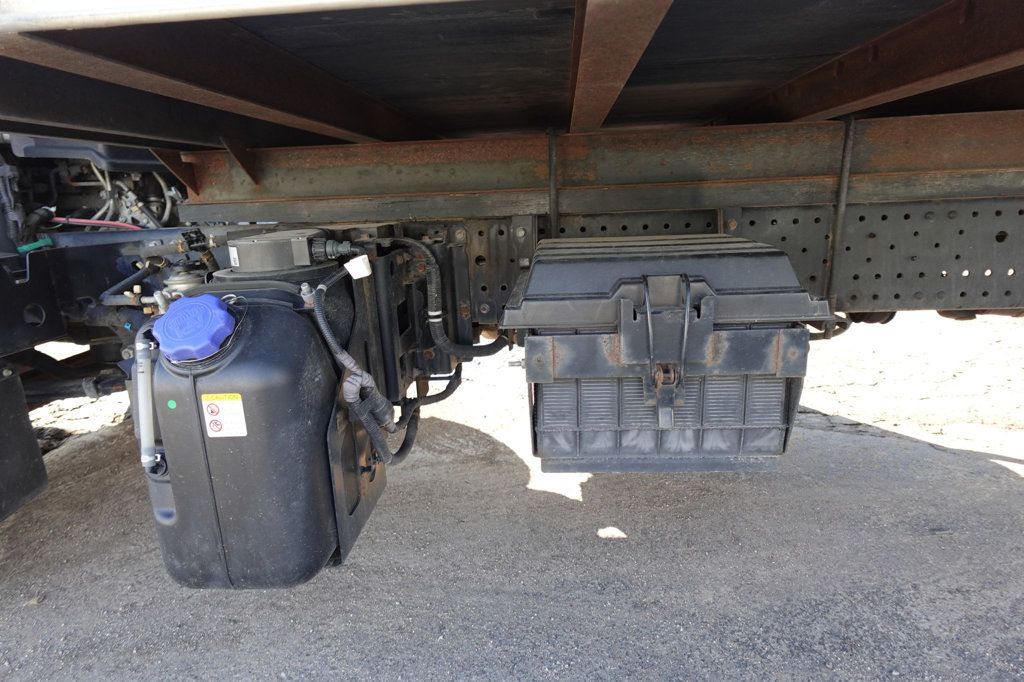 2022 Isuzu NPR HD (18ft Box w/ Lift Gate) - 22938146 - 25