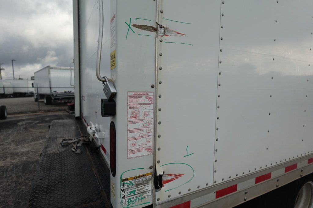 2022 Isuzu NPR HD (18ft Box w/ Lift Gate) - 22938163 - 18