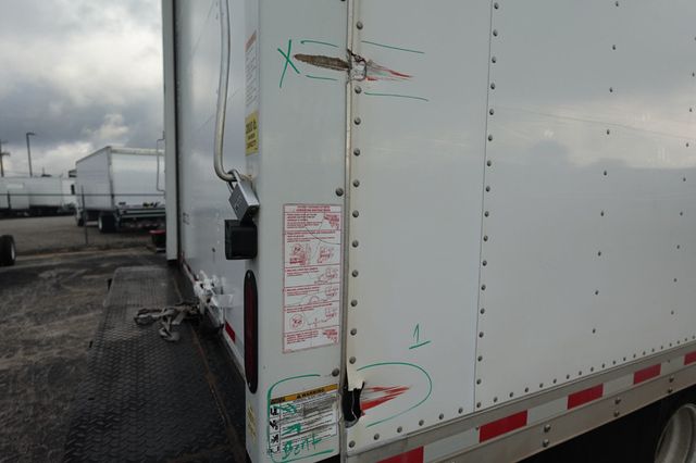 2022 Isuzu NPR HD (18ft Box w/ Lift Gate) - 22938163 - 18