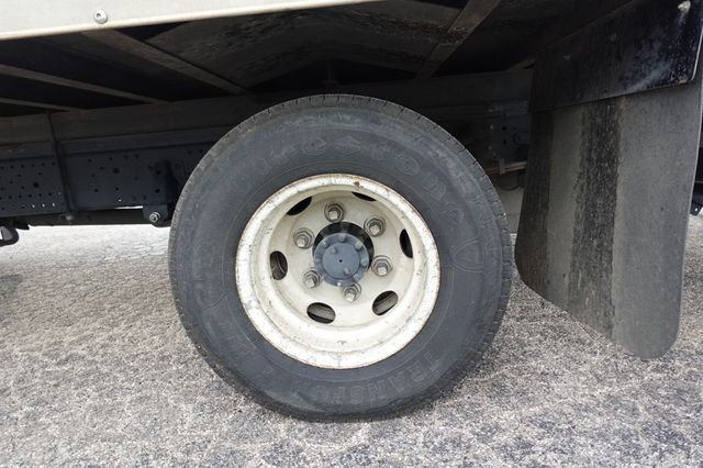 2022 Isuzu NPR HD (18ft Box w/ Lift Gate) - 22938163 - 31