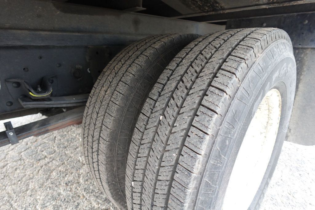 2022 Isuzu NPR HD (18ft Box w/ Lift Gate) - 22938163 - 32