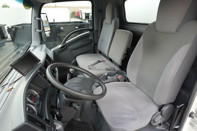 2022 Isuzu NPR HD (18ft Box w/ Lift Gate) - 22938163 - 40