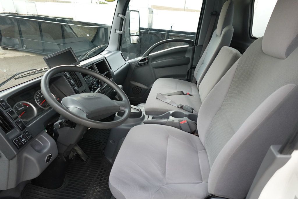 2022 Isuzu NPR HD (18ft Box w/ Lift Gate) - 22938163 - 41