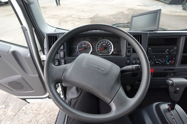 2022 Isuzu NPR HD (18ft Box w/ Lift Gate) - 22938163 - 42