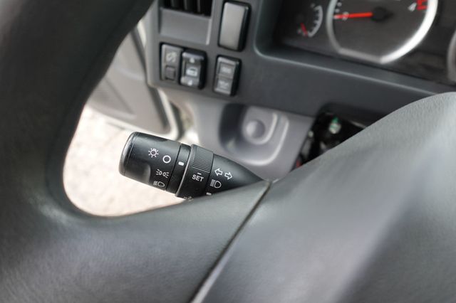 2022 Isuzu NPR HD (18ft Box w/ Lift Gate) - 22938163 - 43