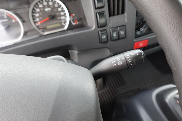 2022 Isuzu NPR HD (18ft Box w/ Lift Gate) - 22938163 - 44