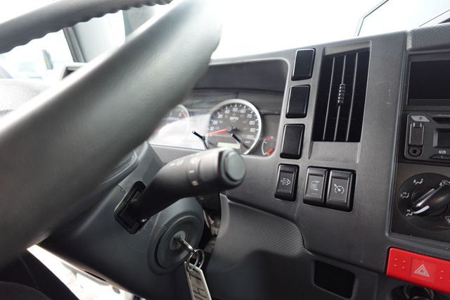 2022 Isuzu NPR HD (18ft Box w/ Lift Gate) - 22938163 - 47