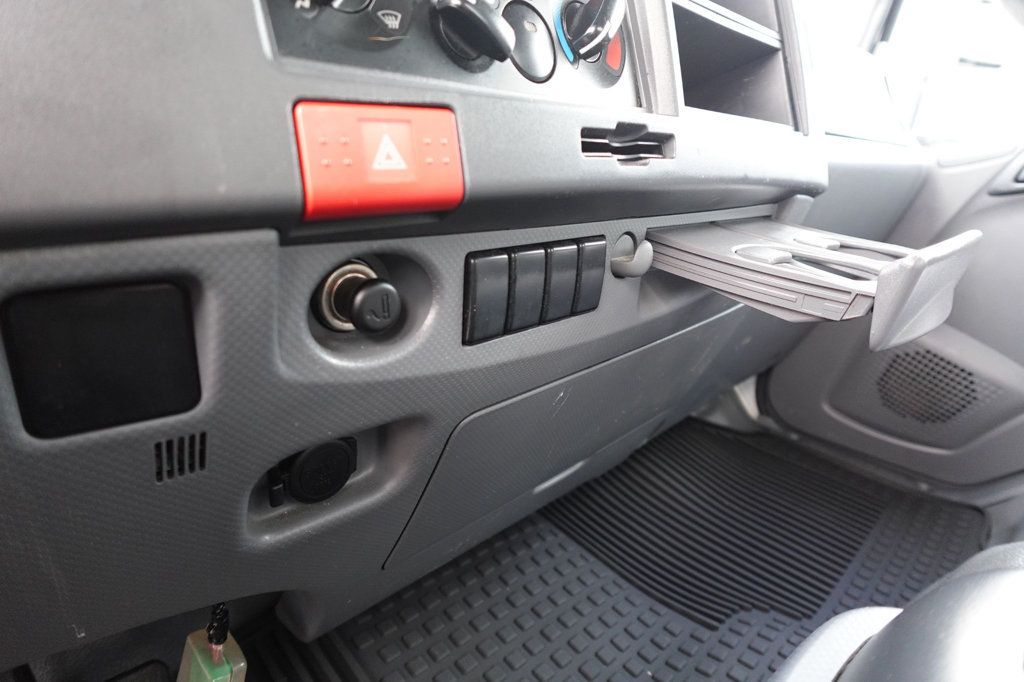 2022 Isuzu NPR HD (18ft Box w/ Lift Gate) - 22938163 - 51