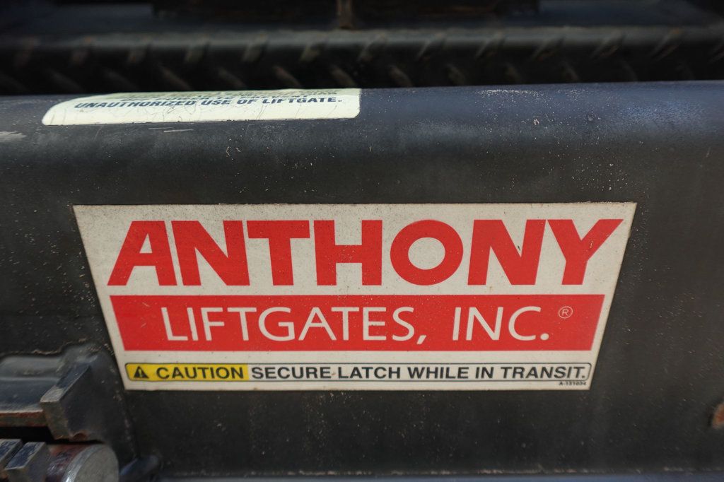 2022 Isuzu NPR HD (18ft Box w/ Lift Gate) - 22938530 - 16