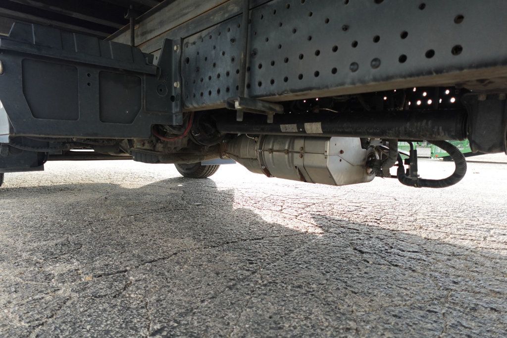 2022 Isuzu NPR HD (18ft Box w/ Lift Gate) - 22938530 - 28