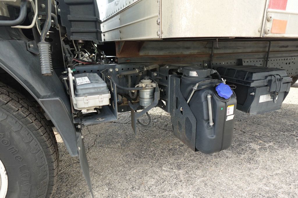 2022 Isuzu NPR HD (18ft Box w/ Lift Gate) - 22938530 - 31