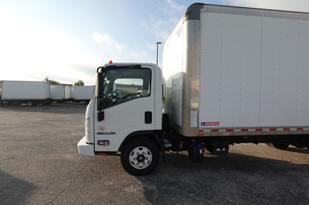 2022 Isuzu NPR HD (18ft Box w/ Lift Gate) - 22938530 - 3