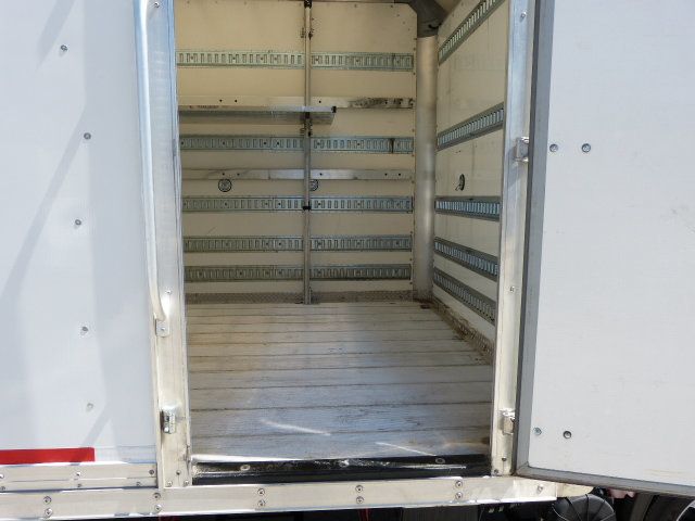 2022 Isuzu NPR HD 6.6L V8 GAS*TILT CAB*DRW*16' "ROCKPORT" BOX*2,200LB "MAXON" LIFT - 22987455 - 26