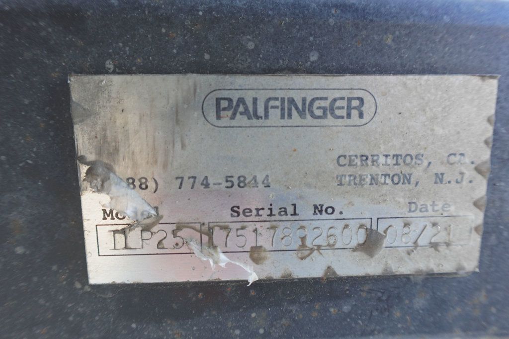 2022 Isuzu NRR (16ft Stakebed w/ Lift Gate) - 22973881 - 13