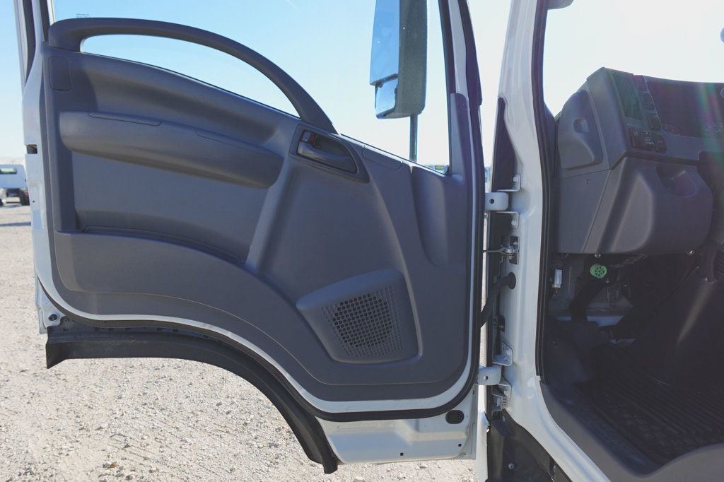 2022 Isuzu NRR (16ft Stakebed w/ Lift Gate) - 22973881 - 15