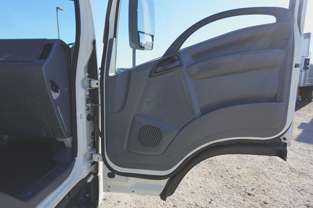 2022 Isuzu NRR (16ft Stakebed w/ Lift Gate) - 22973881 - 17