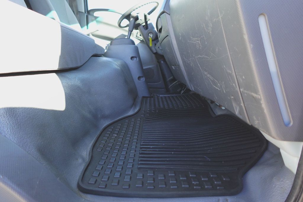 2022 Isuzu NRR (16ft Stakebed w/ Lift Gate) - 22973881 - 19