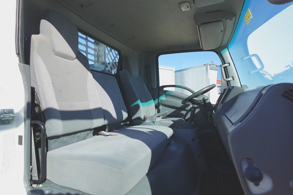 2022 Isuzu NRR (16ft Stakebed w/ Lift Gate) - 22973881 - 23