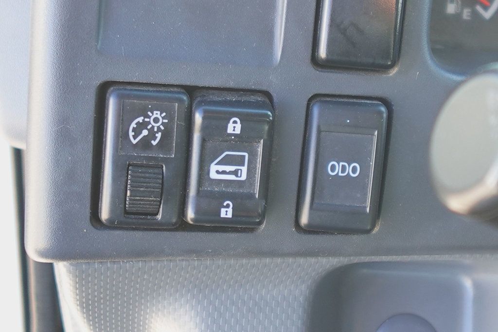 2022 Isuzu NRR (16ft Stakebed w/ Lift Gate) - 22973881 - 28