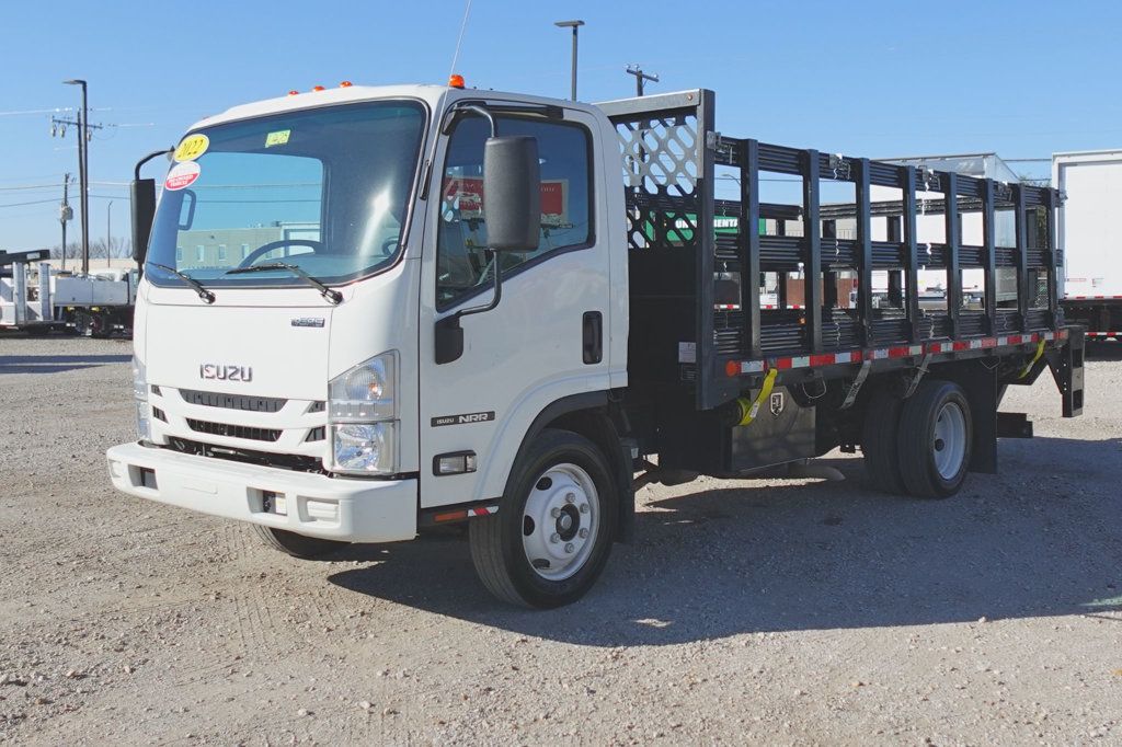 2022 Isuzu NRR (16ft Stakebed w/ Lift Gate) - 22973881 - 2